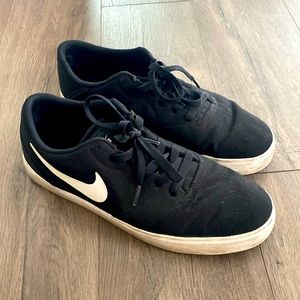 Nike SB Shoes Mens 9.5